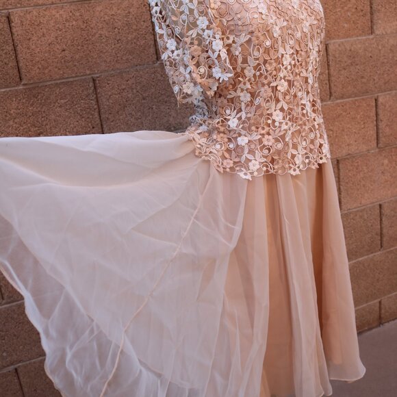 Women's Karen Miller Dress Lace Bodice & Chiffon Dress - Picture 10 of 16